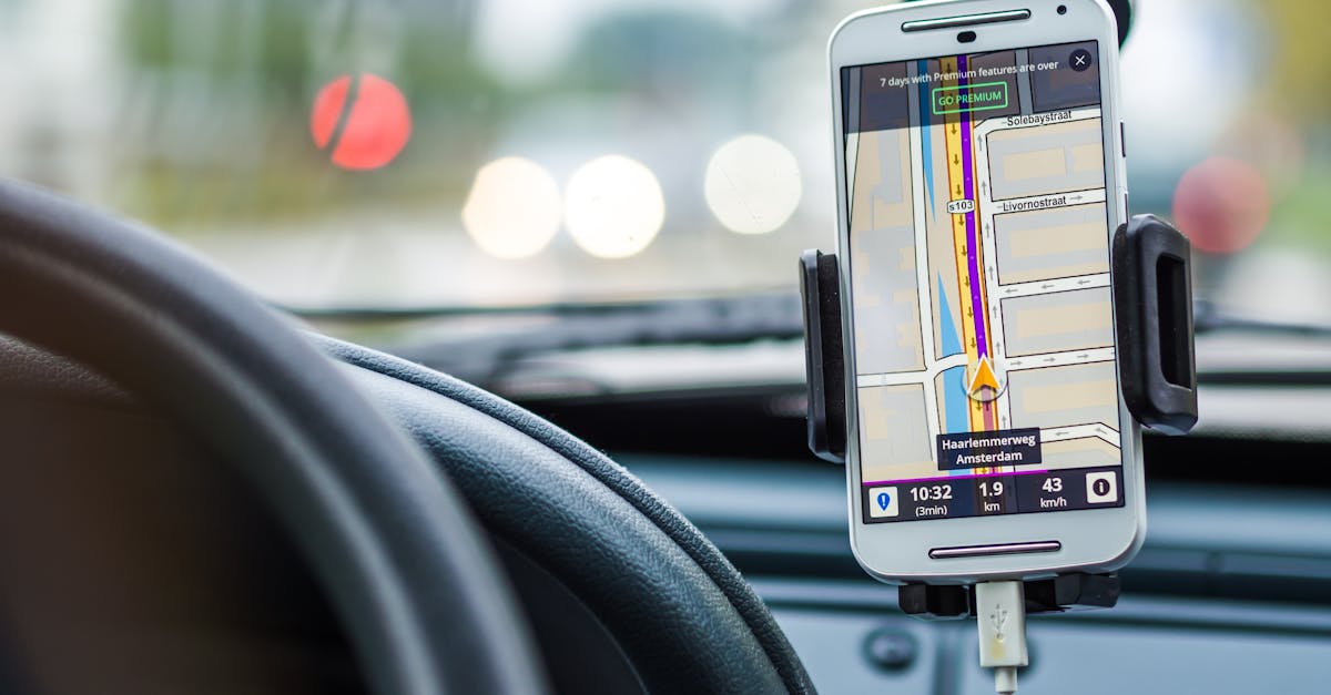 navigation-car-drive-road