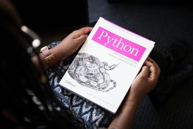 วิธีเชื่อมต่อฐานข้อมูลกับภาษา Python