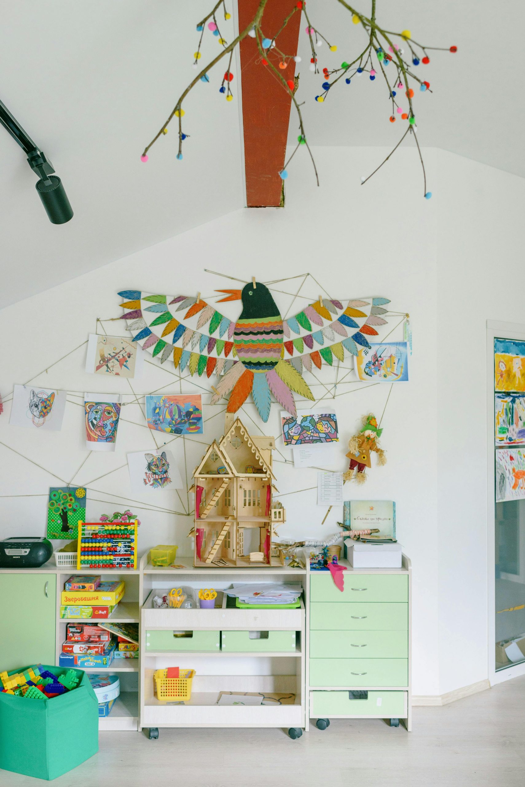 วิธีจัดมุมเก็บของเล่นให้เด็กใช้สะดวก